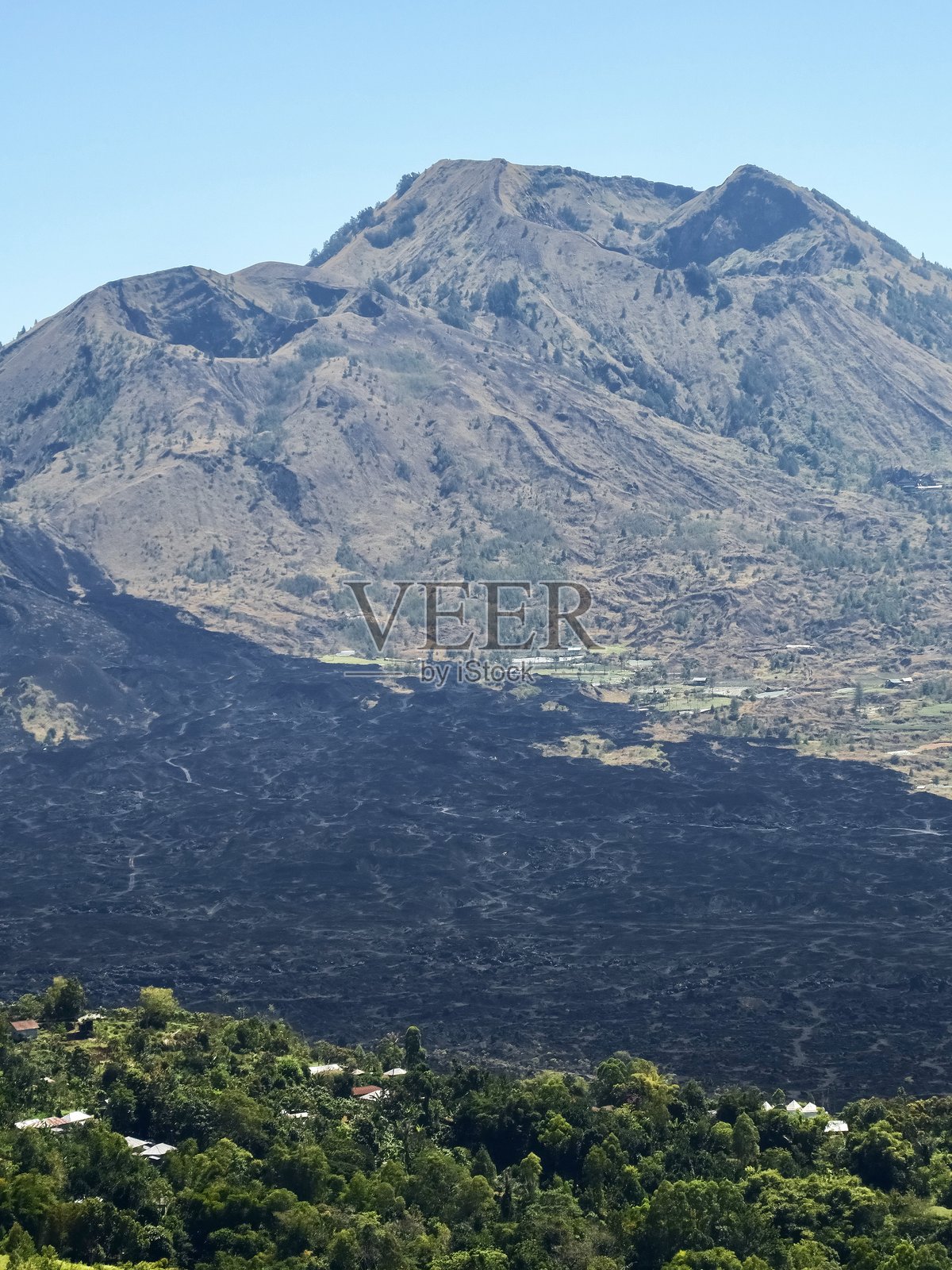 巴图尔山,北巴厘岛的一座活火山照片摄影图片