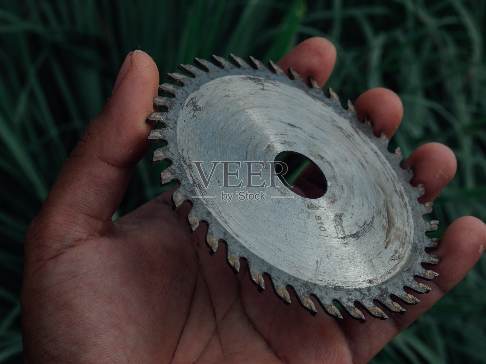 切割锯片照片摄影图片