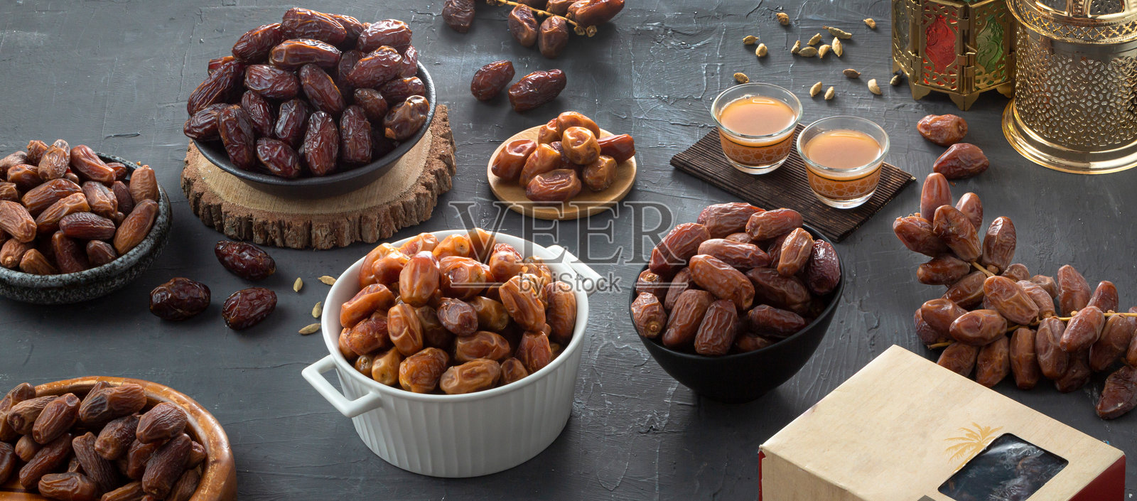 一系列优质阿拉伯枣,适合在斋月和款待时享用照片摄影图片
