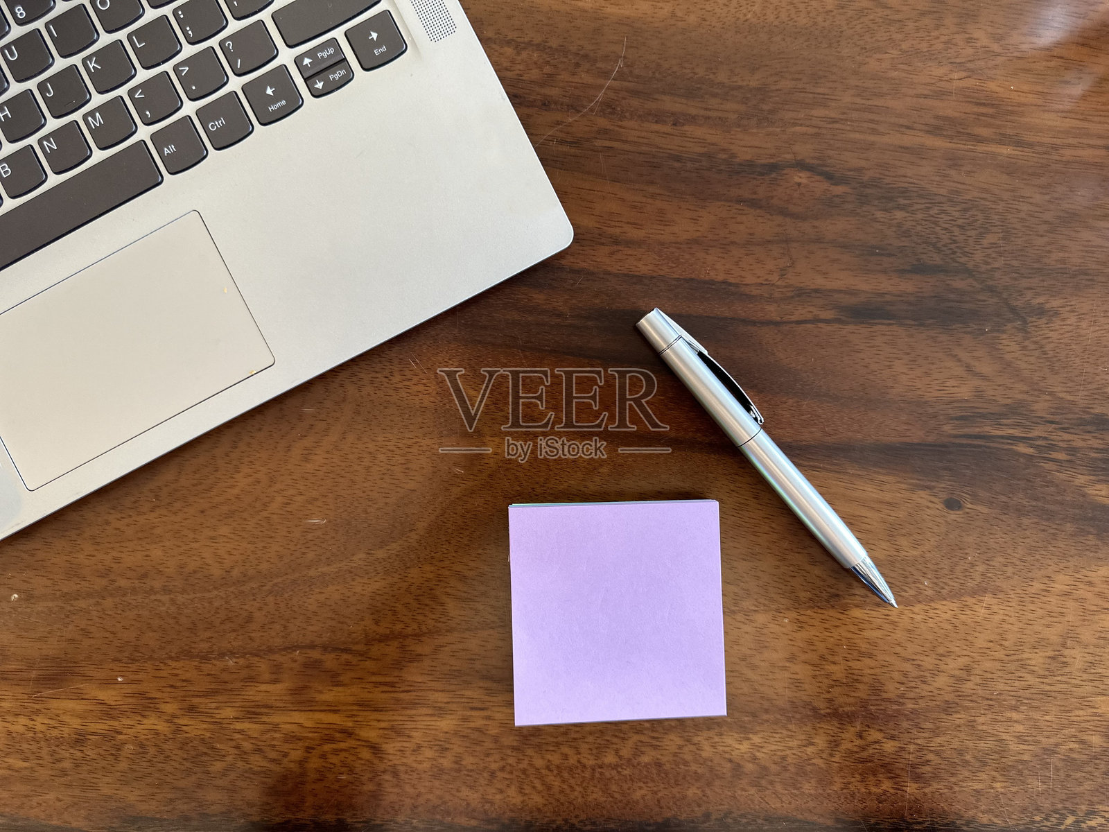 工作与色彩的交汇照片摄影图片