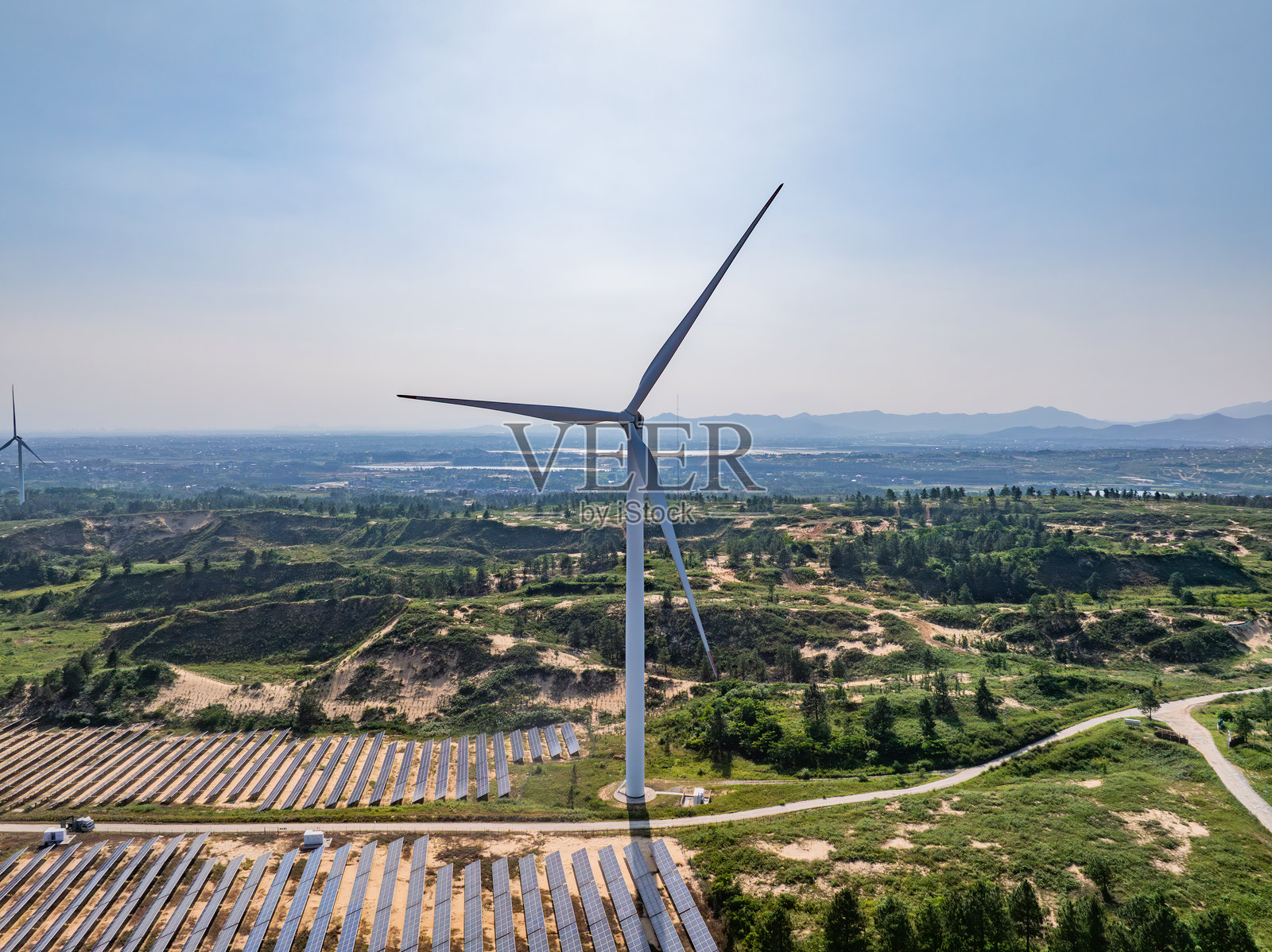 光伏太阳能风车新能源照片摄影图片