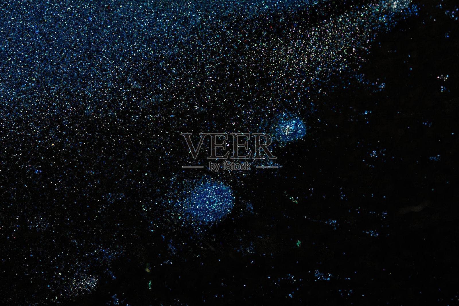 蓝色闪光纹理与黑色对比照片摄影图片