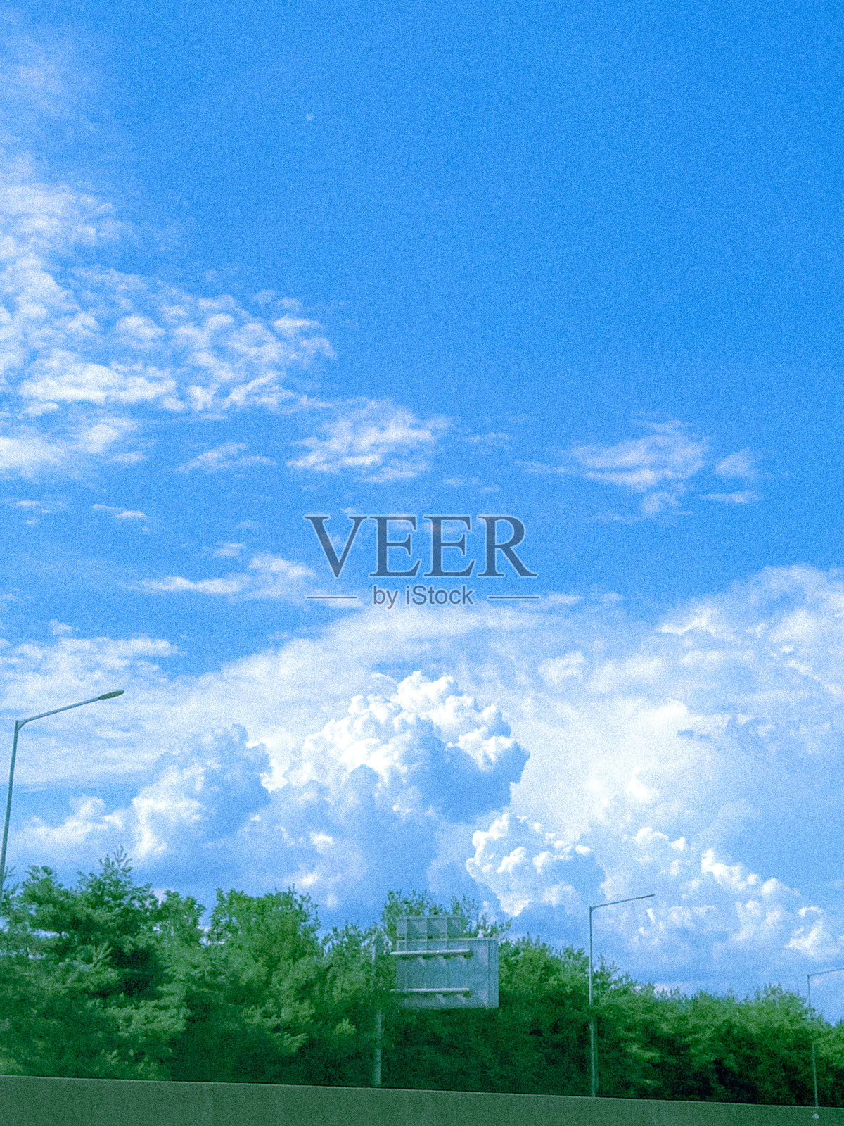 天空视角照片摄影图片