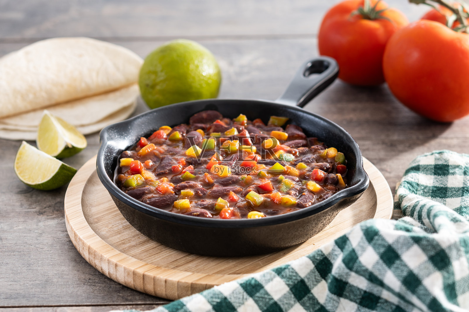 墨西哥辣椒豆与蔬菜照片摄影图片