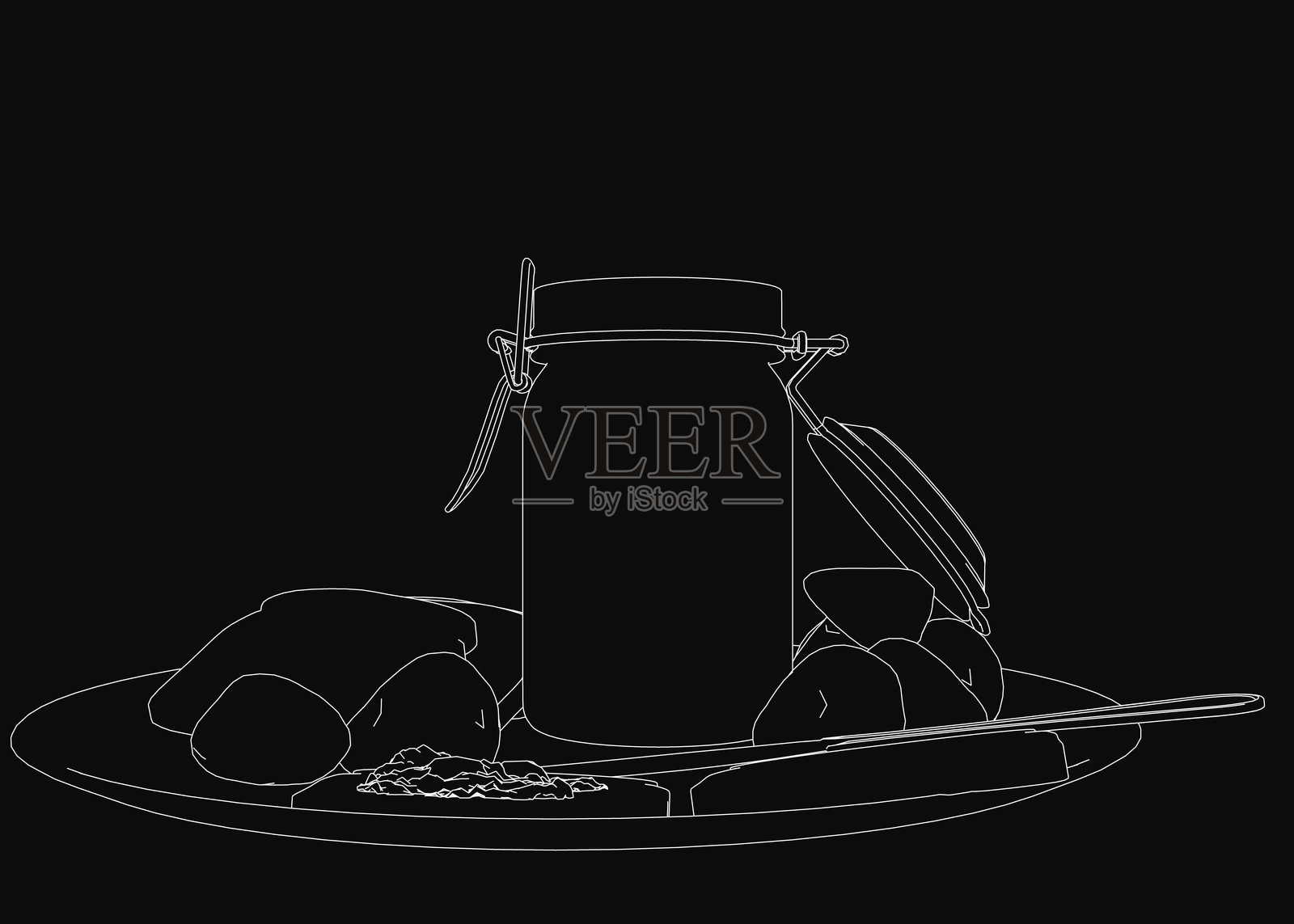 一幅黑白轮廓插图,描绘了一个盘子,上面有一个打开的食品罐、勺子和各种物品。深色背景突显了简单而细致的构图。插画图片素材