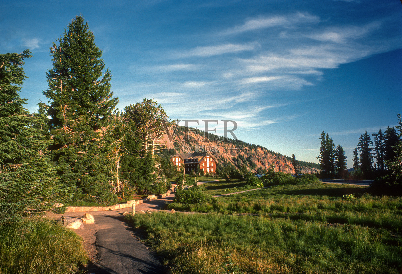 火山口湖国家公园 - 通往旅馆的小径 - 1983照片摄影图片