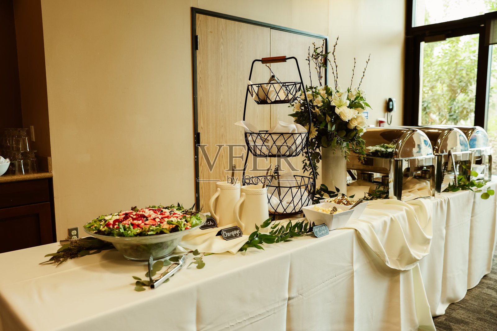 优雅的婚礼餐饮展示,接待餐前准备就绪照片摄影图片