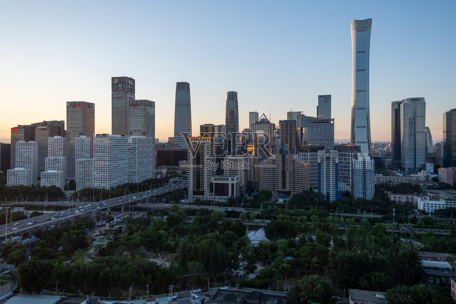 北京CBD天际线照片摄影图片