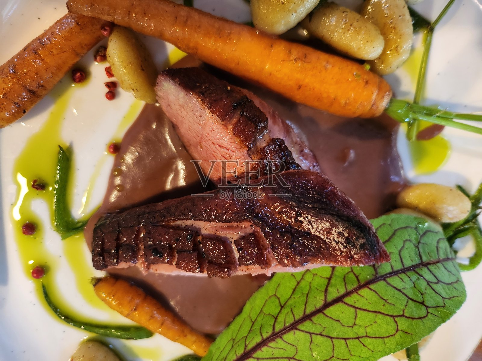 周日晚餐。照片摄影图片