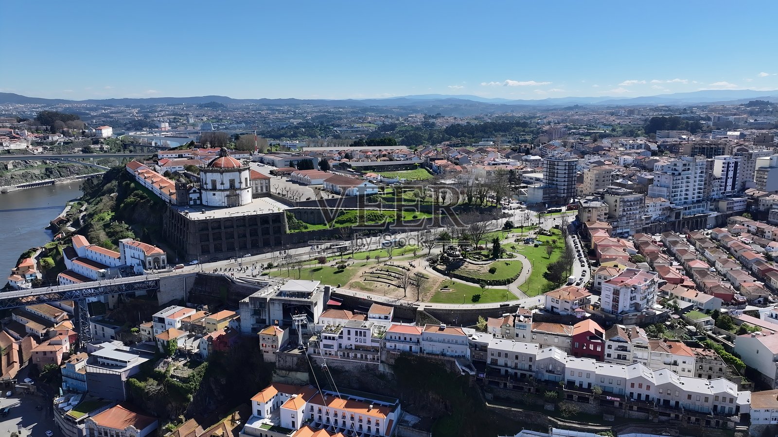 波尔图地区的盖亚摩罗花园。照片摄影图片