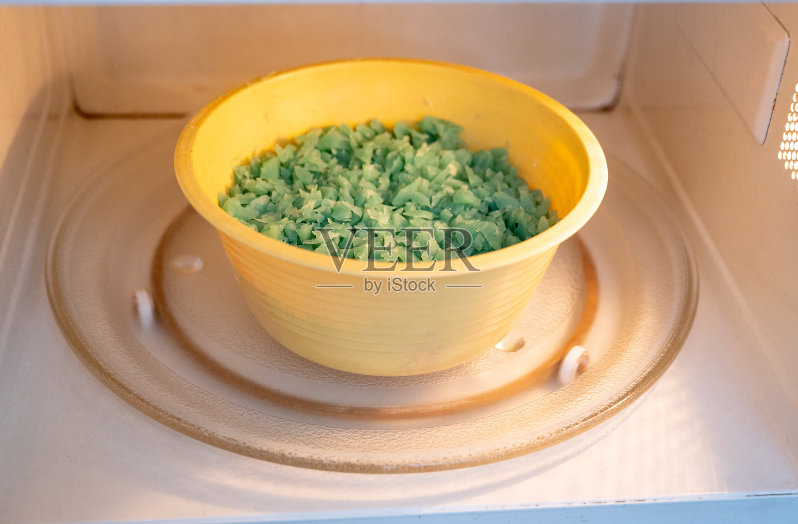 牙科实验室的柔性材料准备加热照片摄影图片