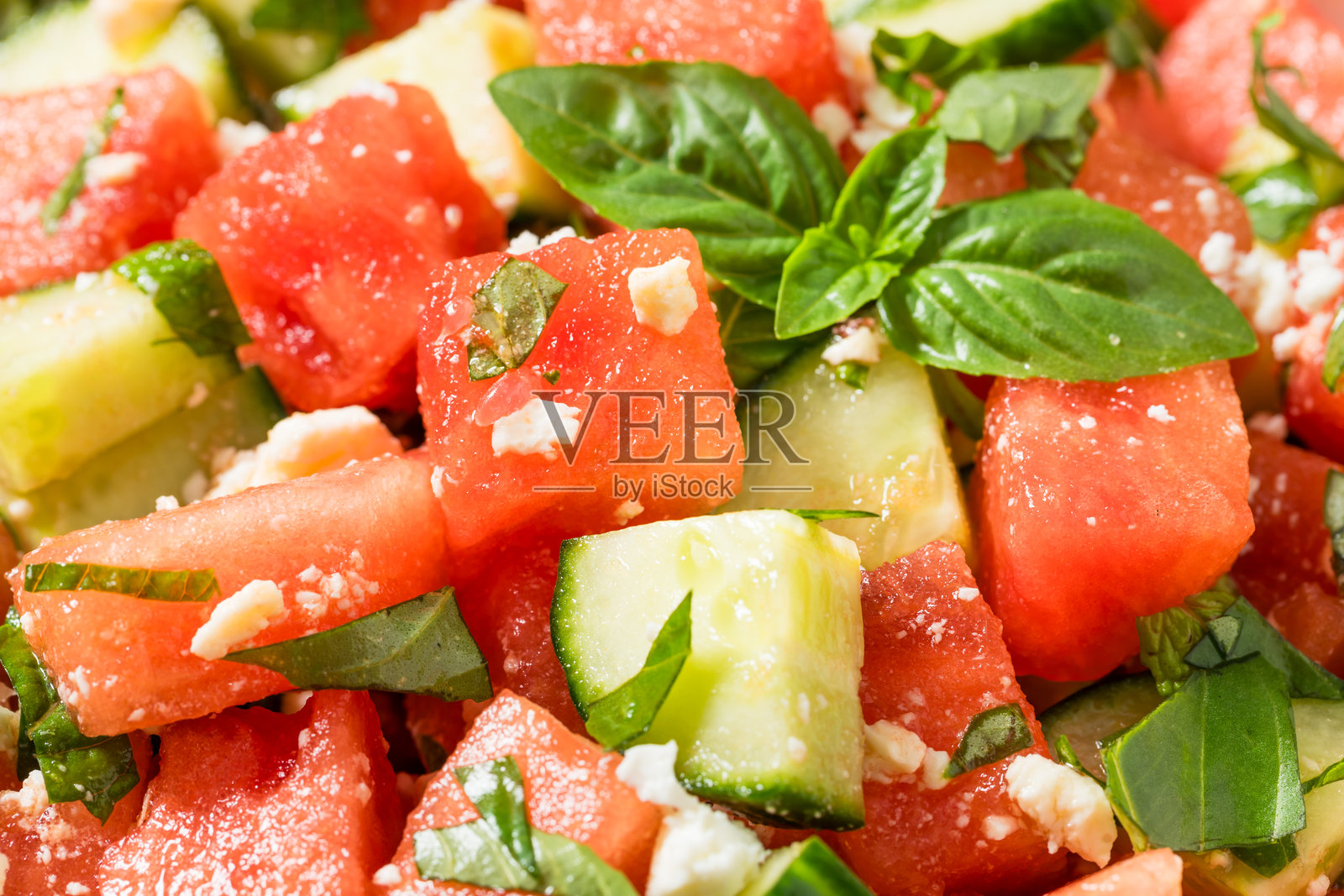 有机健康的羊奶酪西瓜沙拉照片摄影图片