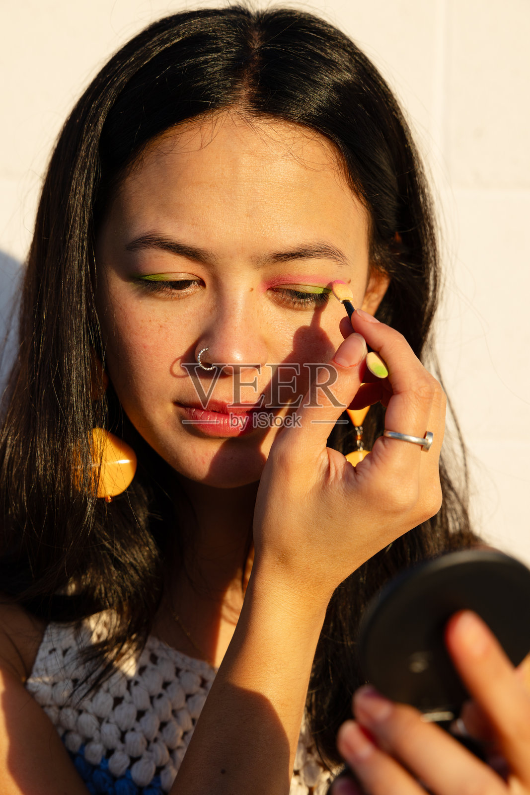 华丽的南美女人化妆照片摄影图片