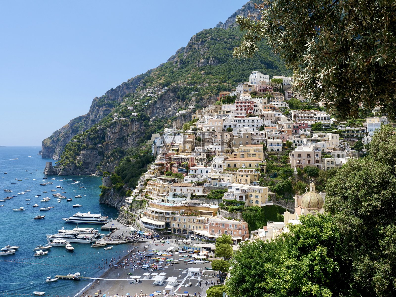 阿马尔菲海岸的波西塔诺城景照片摄影图片