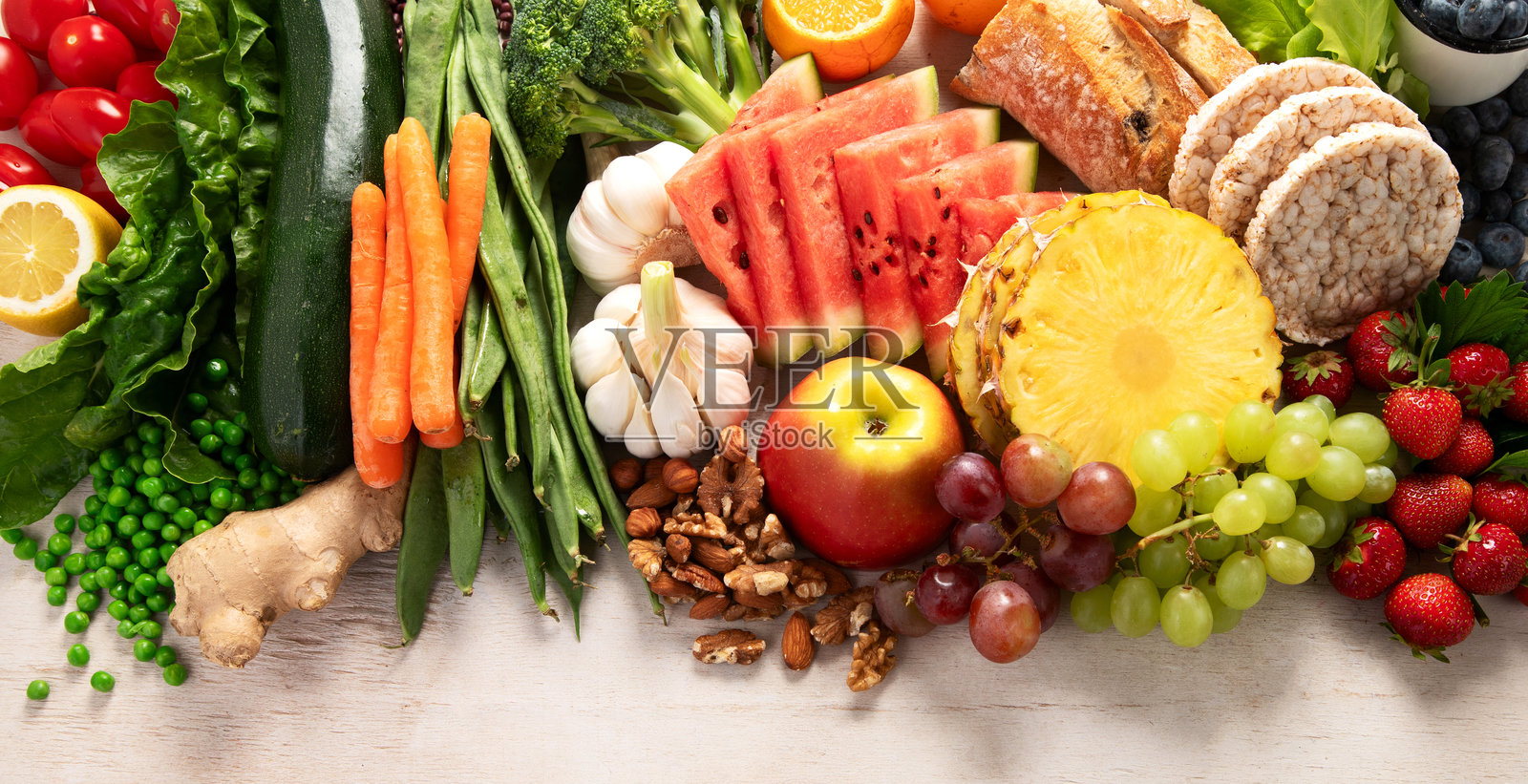 高纤维食物的选择。照片摄影图片