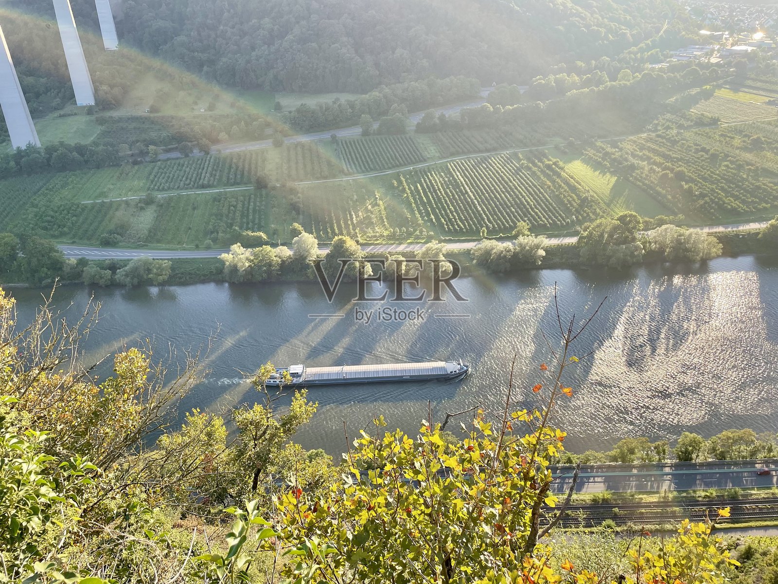 摩泽尔河谷的日落照片摄影图片