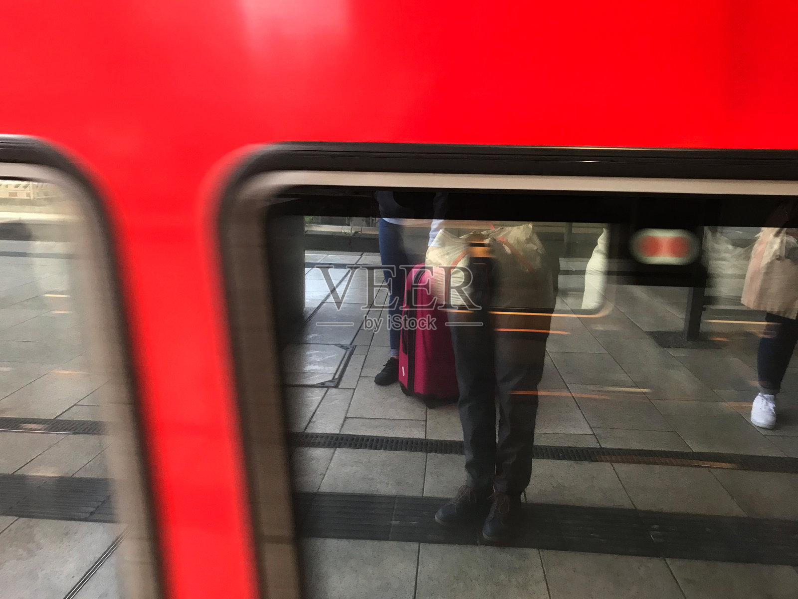 区域列车照片摄影图片