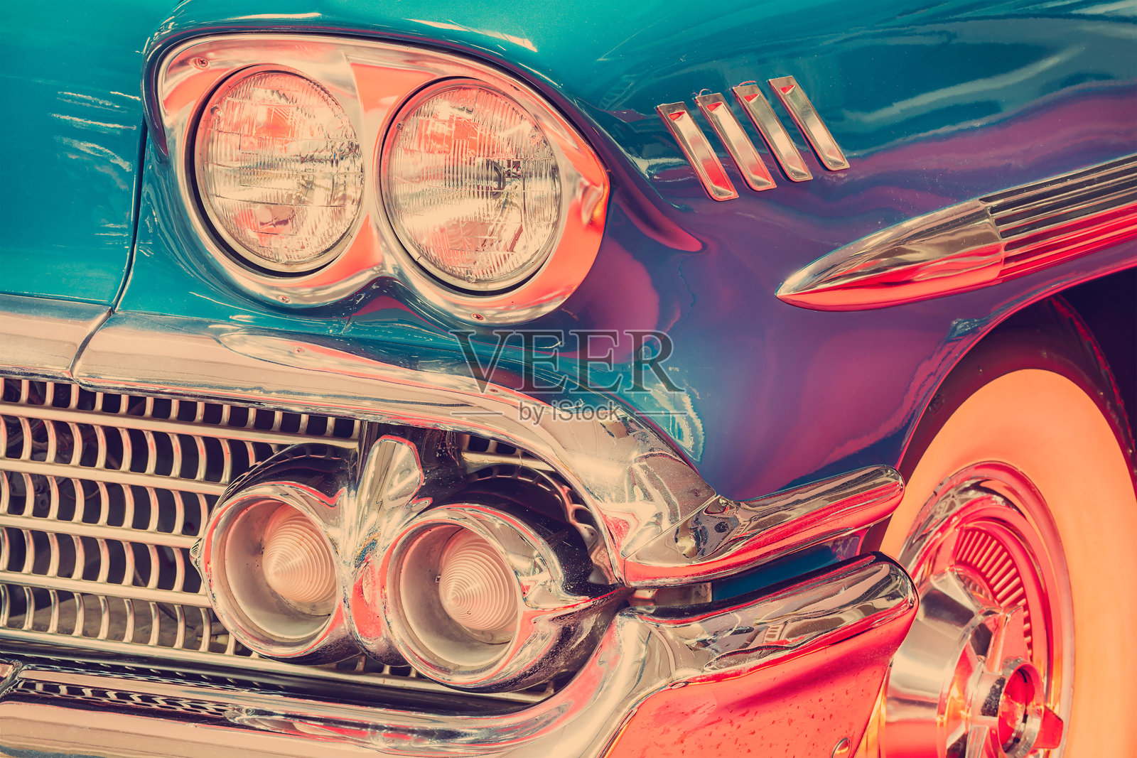 复古蓝色经典车的侧前视图照片摄影图片