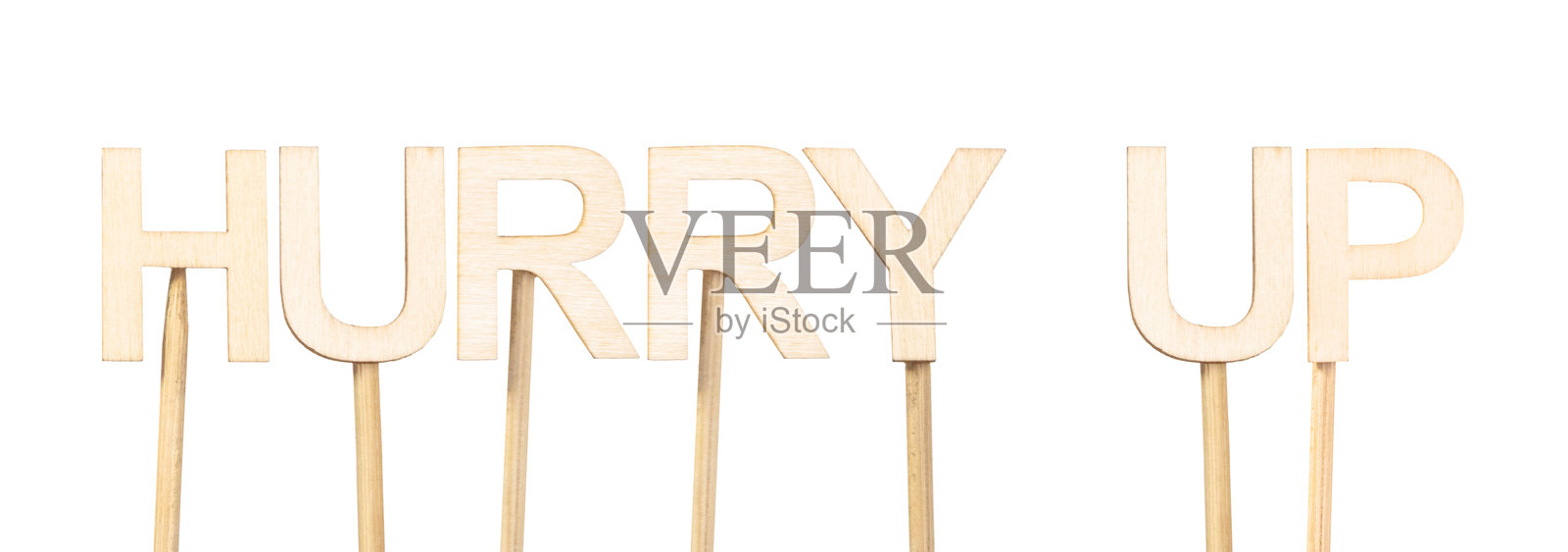 木制装饰品,上面写着“快点”,以突出促销和零售销售的紧迫感照片摄影图片