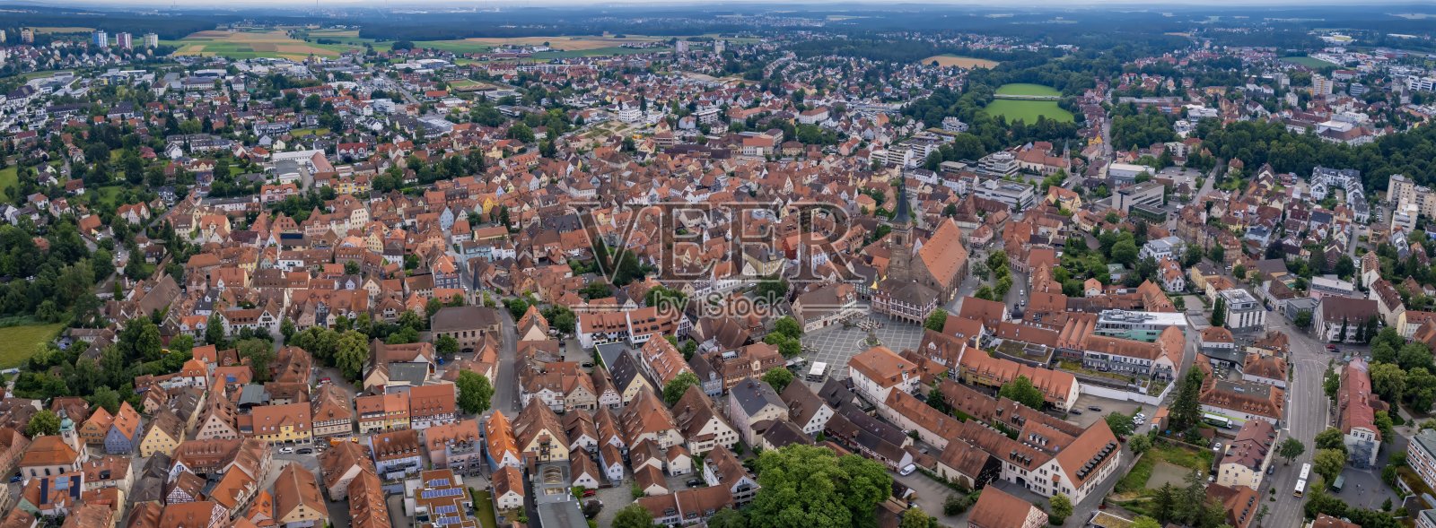 城市施瓦巴赫的鸟瞰图照片摄影图片