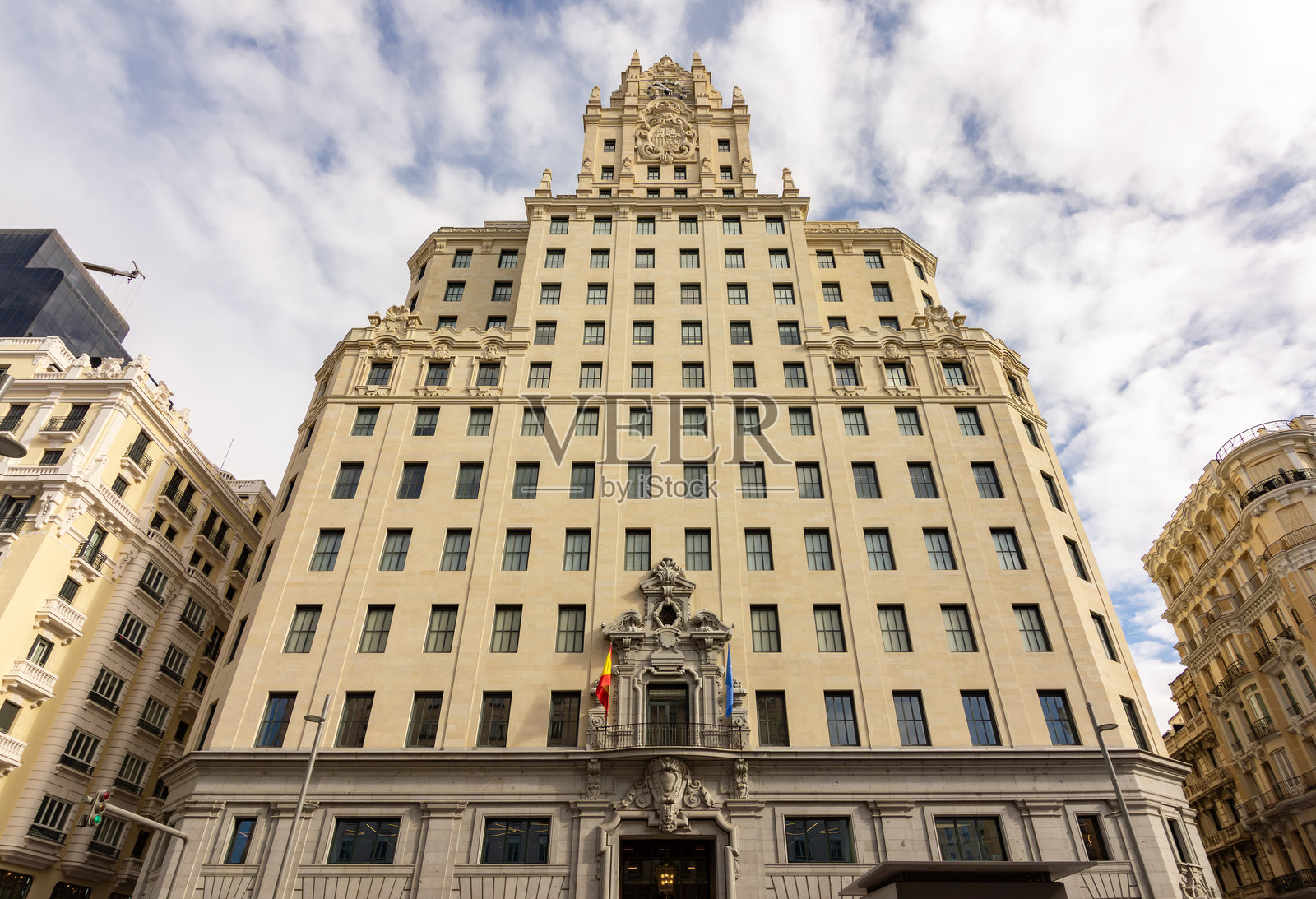 西班牙马德里格兰大道上的Telefonica大楼照片摄影图片