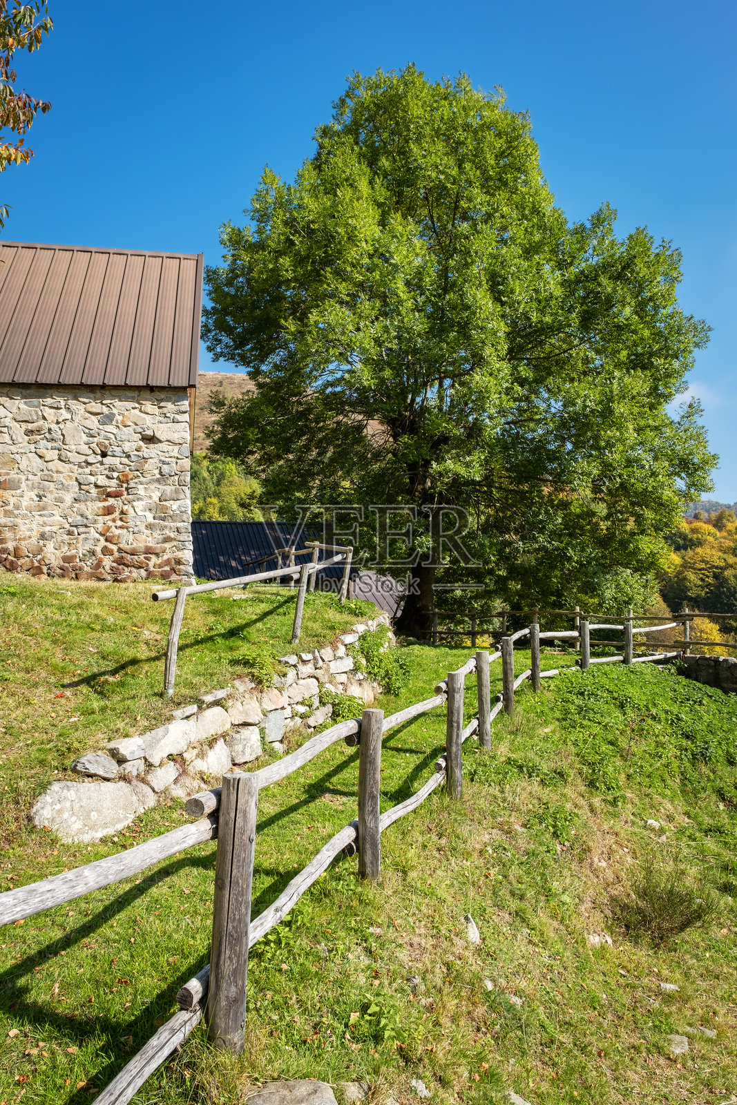 山间小屋,彩色图像照片摄影图片