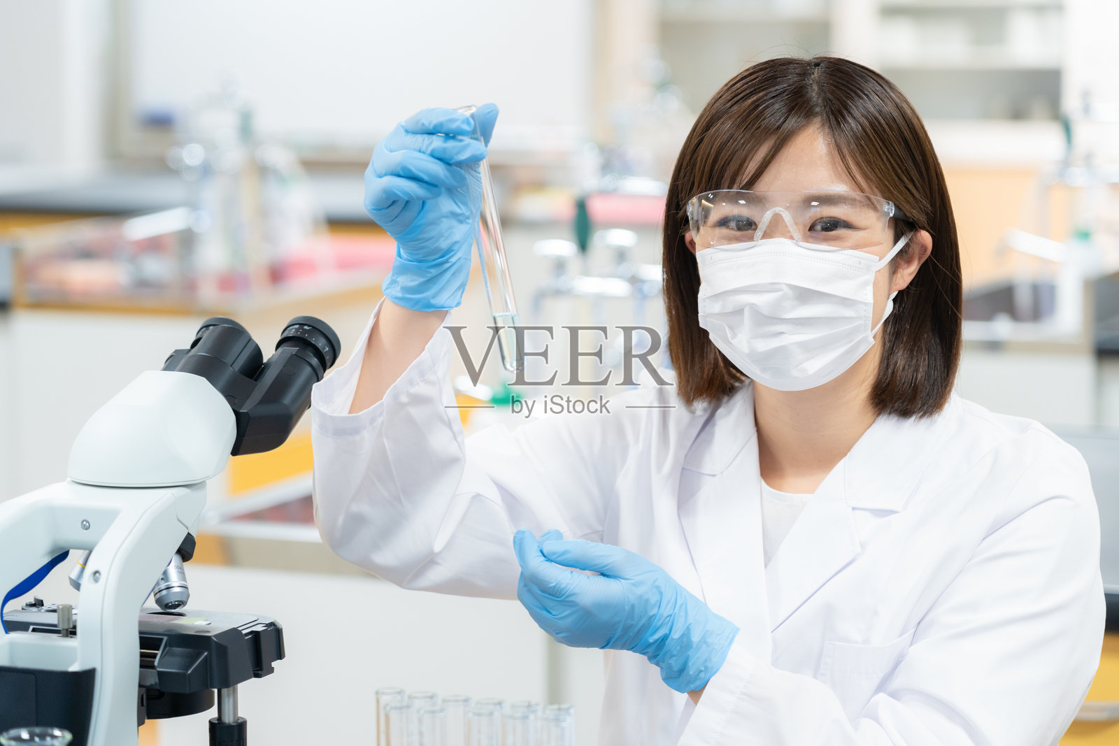 研究人员进行实验照片摄影图片