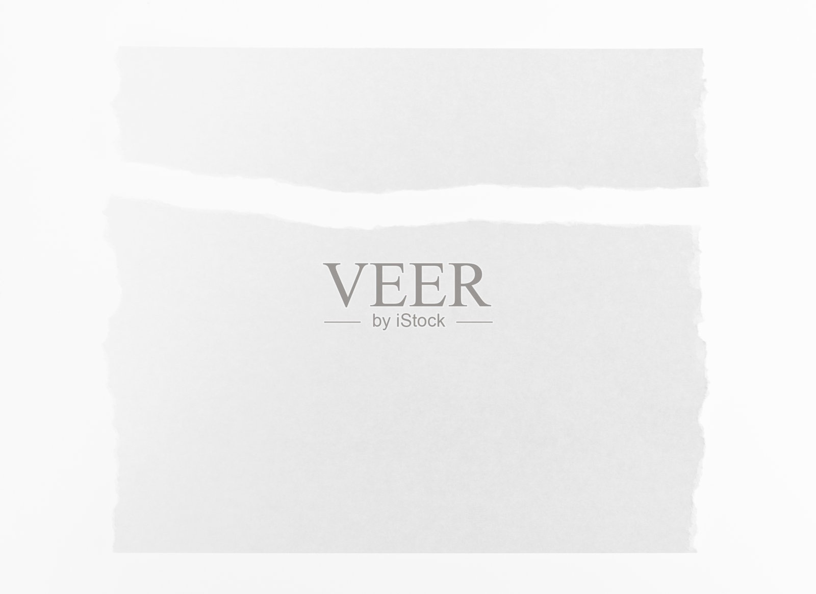 两张撕裂的纸在白色背景上照片摄影图片