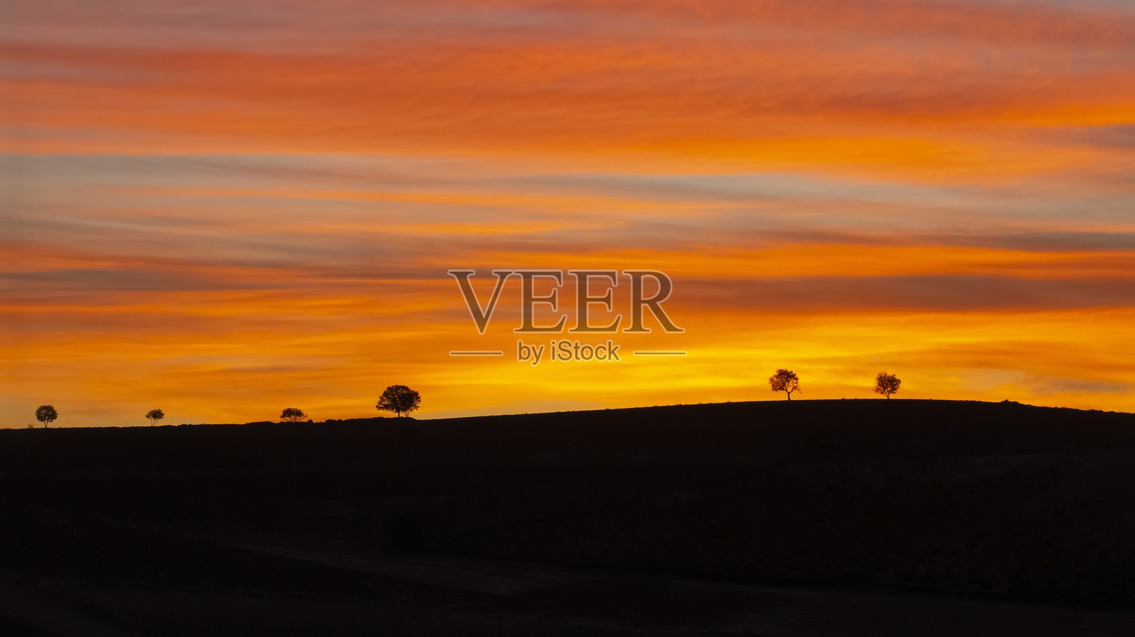 Çınar/迪亚巴克尔的日出照片摄影图片