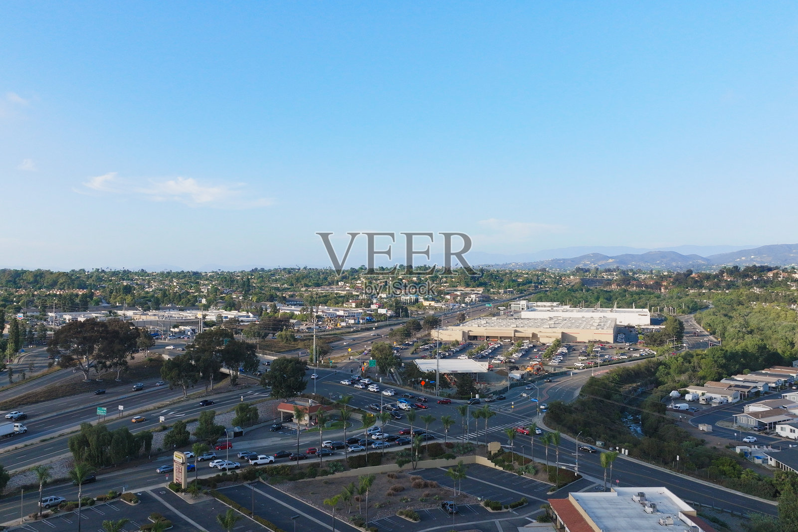 加利福尼亚州维斯塔市的大型仓储式商店照片摄影图片