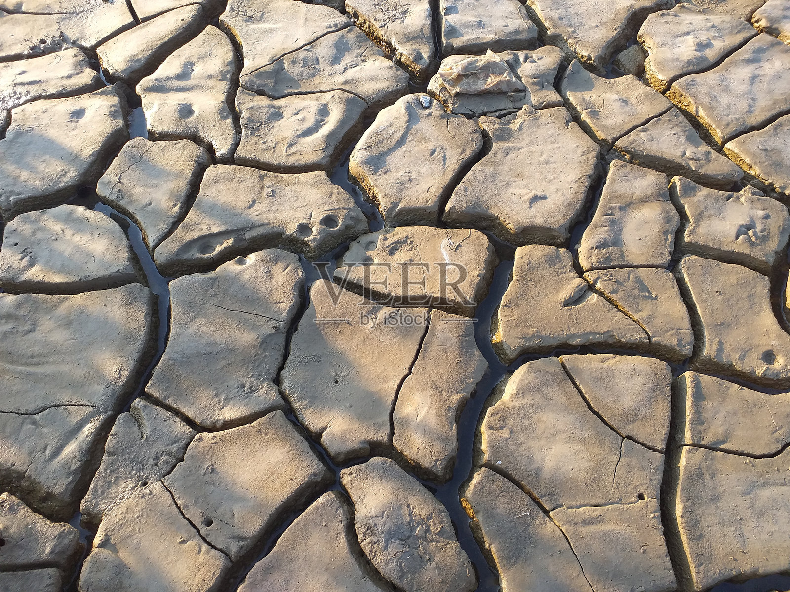 泥泞的土地照片摄影图片