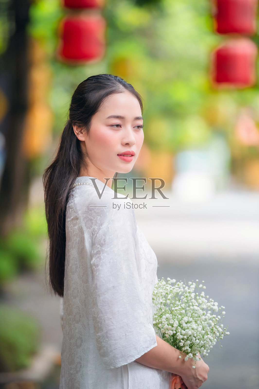 越南女子与地标照片摄影图片