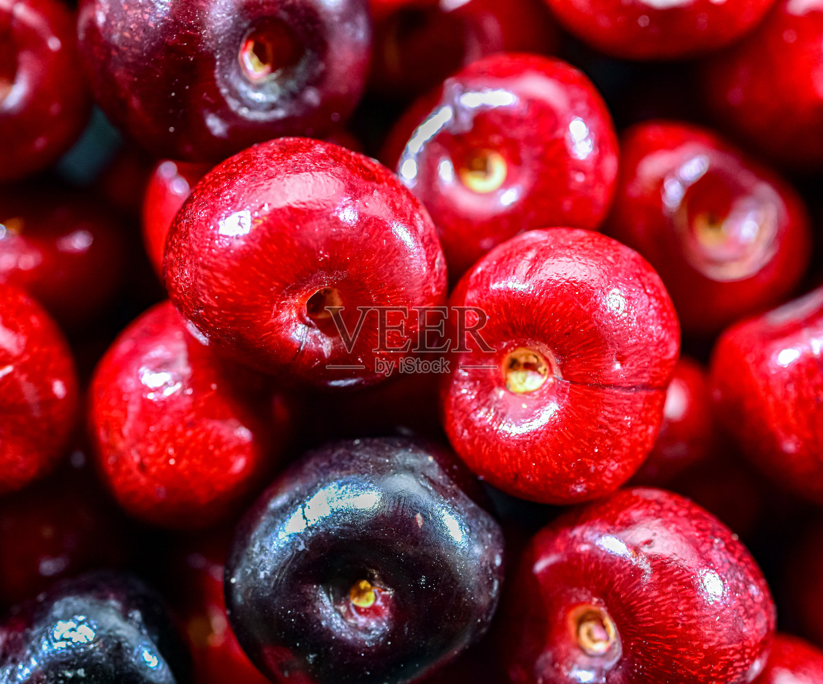 新鲜成熟的甜樱桃构图照片摄影图片