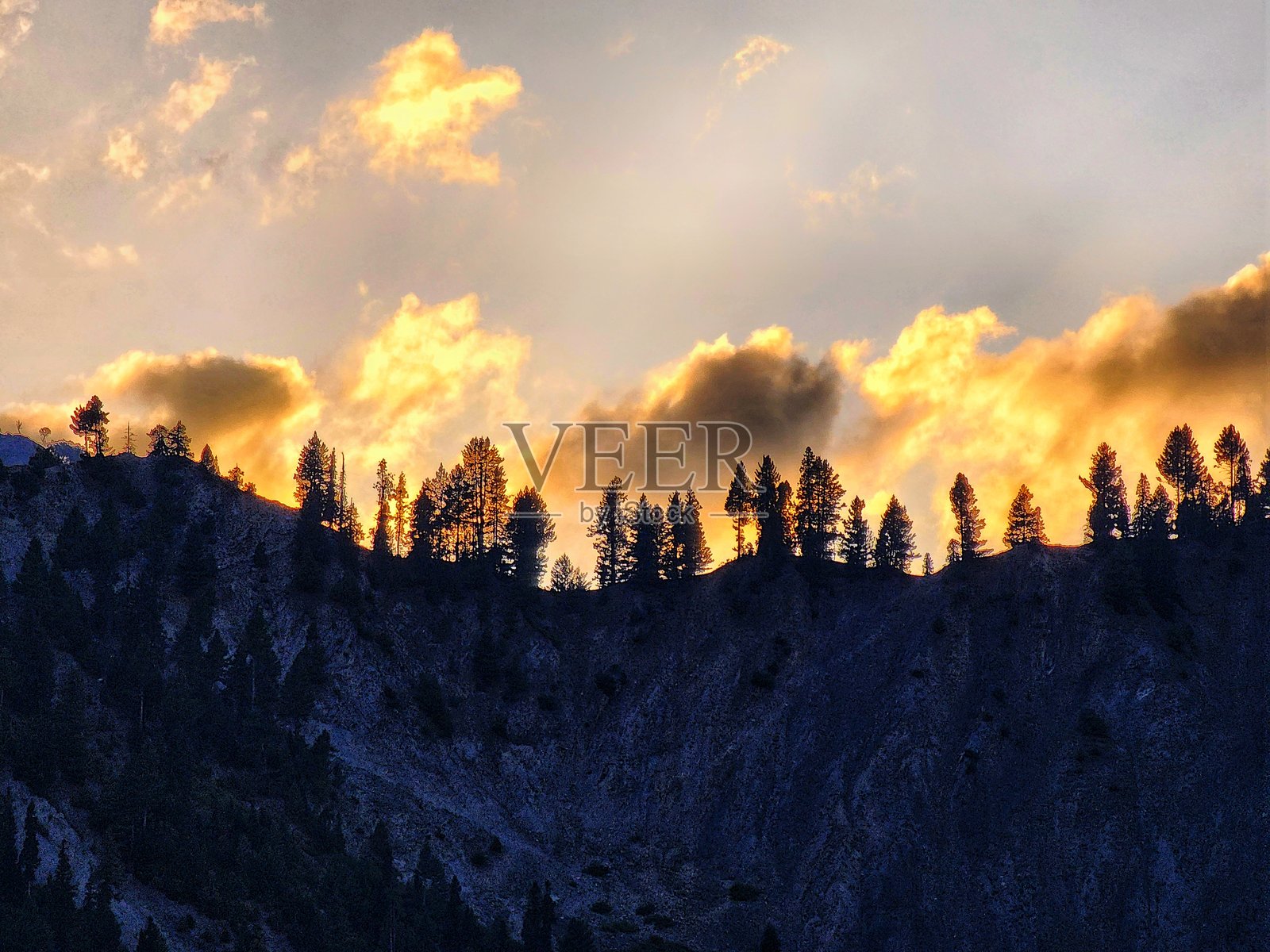 印度东北部的云景照片摄影图片