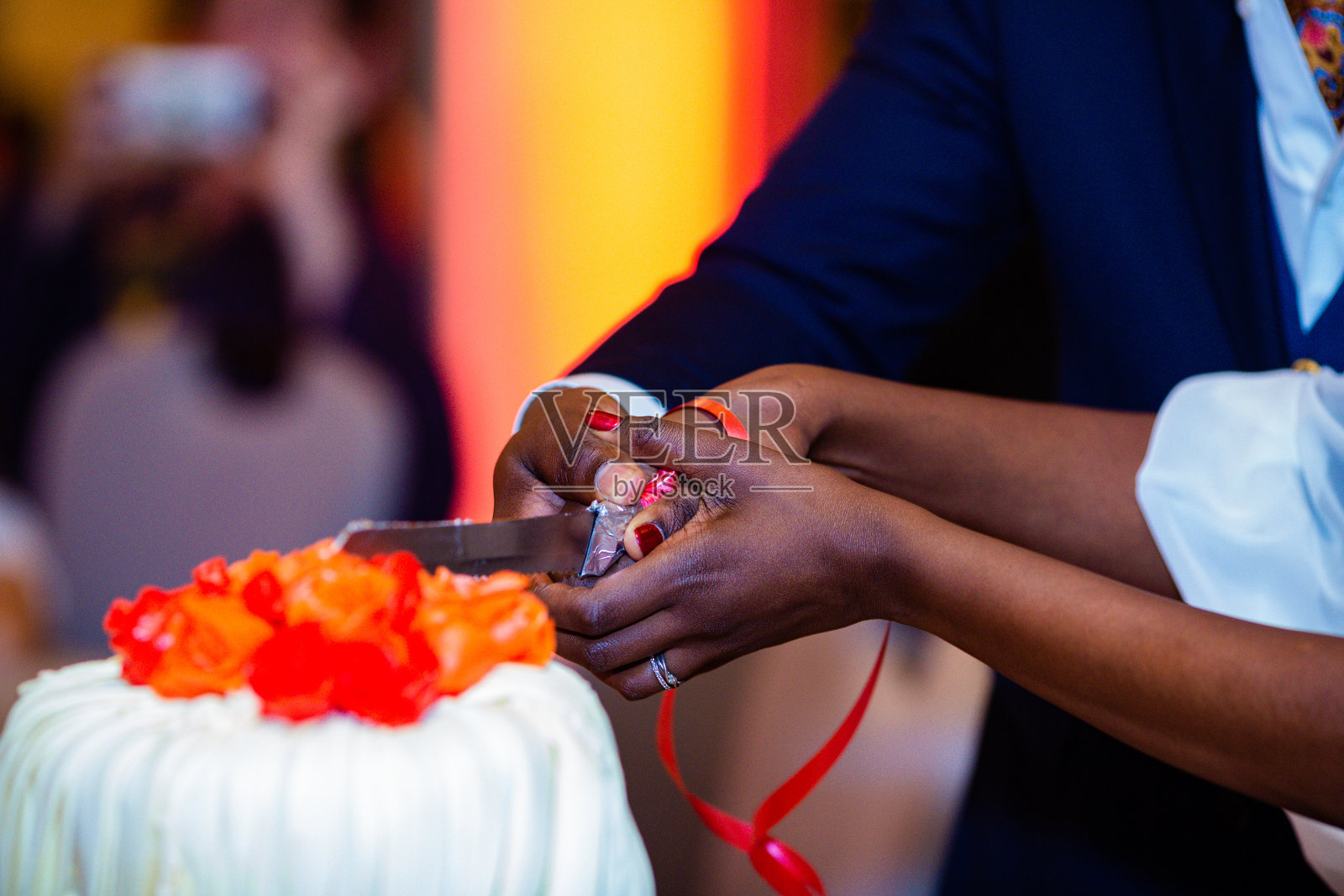 肯尼亚东非婚礼蛋糕布置生日细节美味可口照片摄影图片