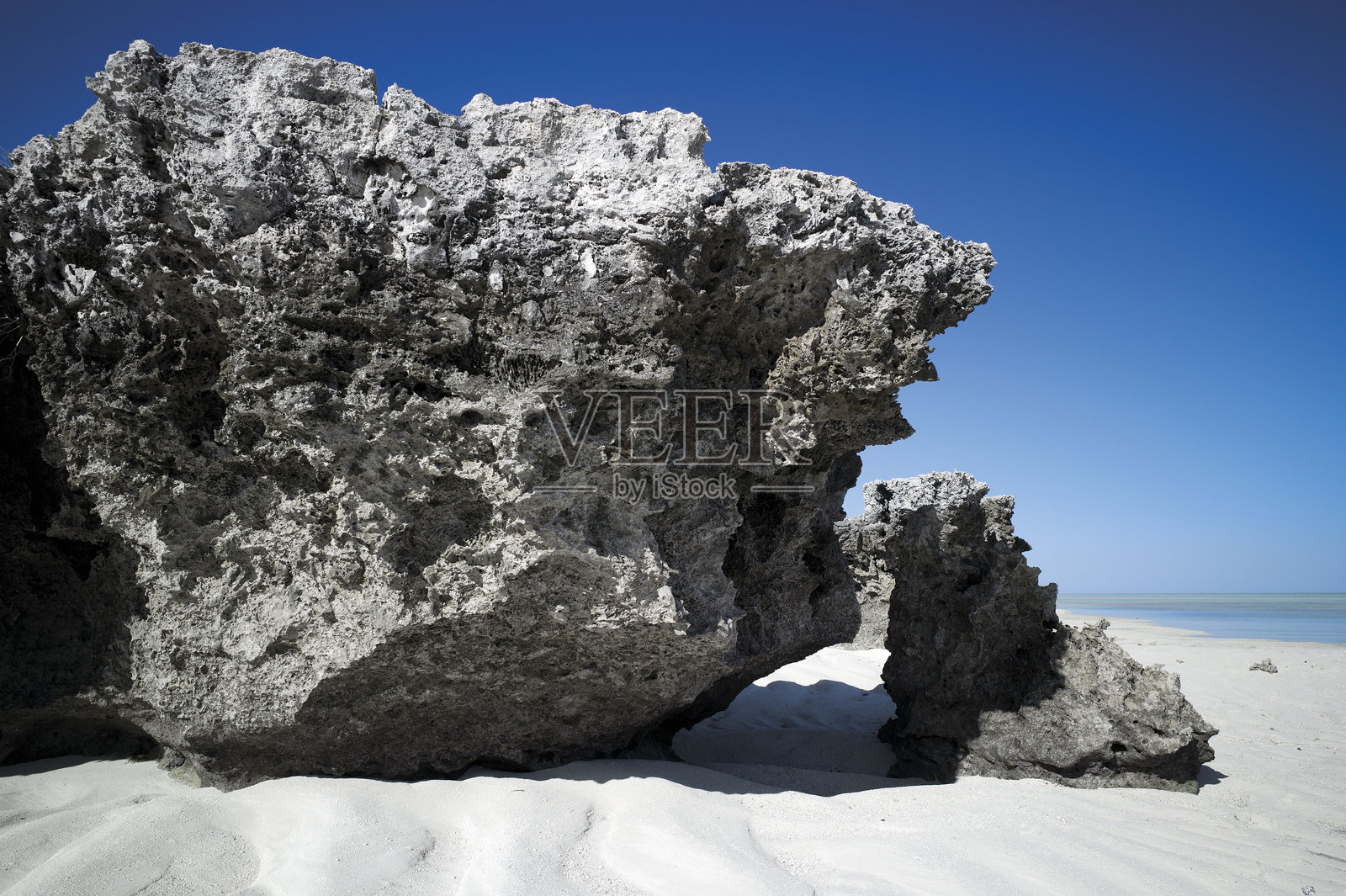 胡安德诺瓦岛 - 印度洋照片摄影图片