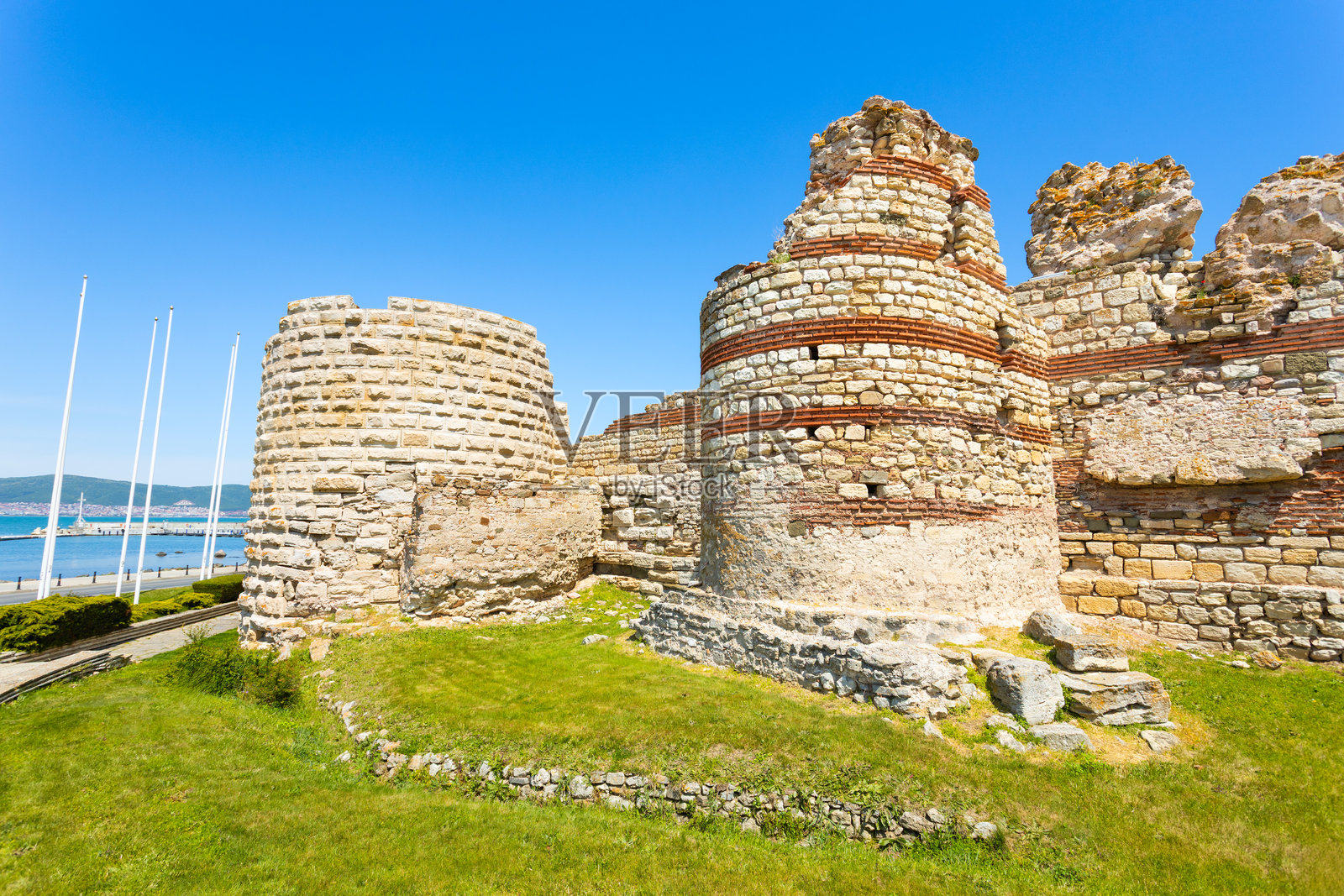 保加利亚内塞伯尔市的西部堡垒墙照片摄影图片