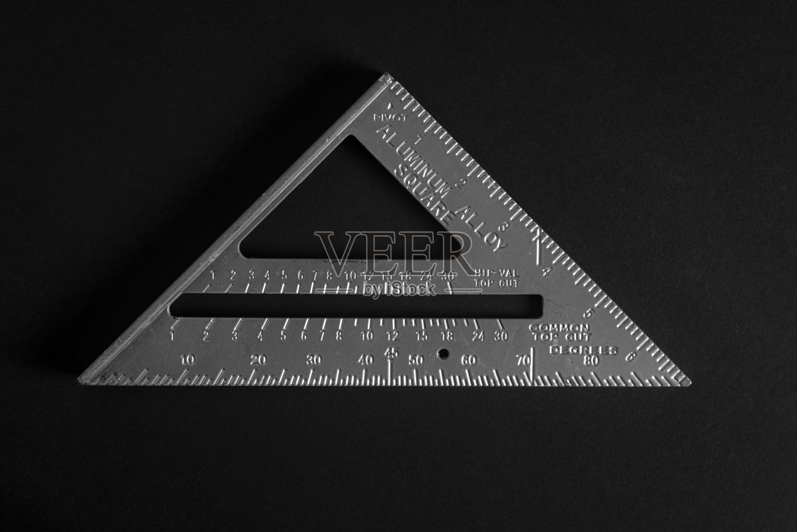 斯旺森方块在黑色背景上照片摄影图片