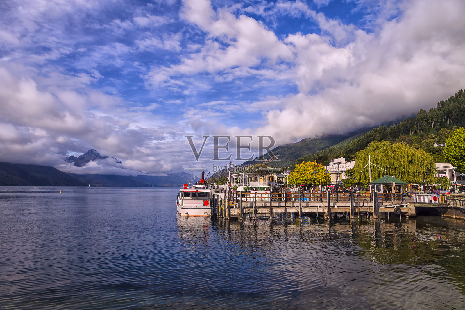 新西兰皇后镇码头照片摄影图片