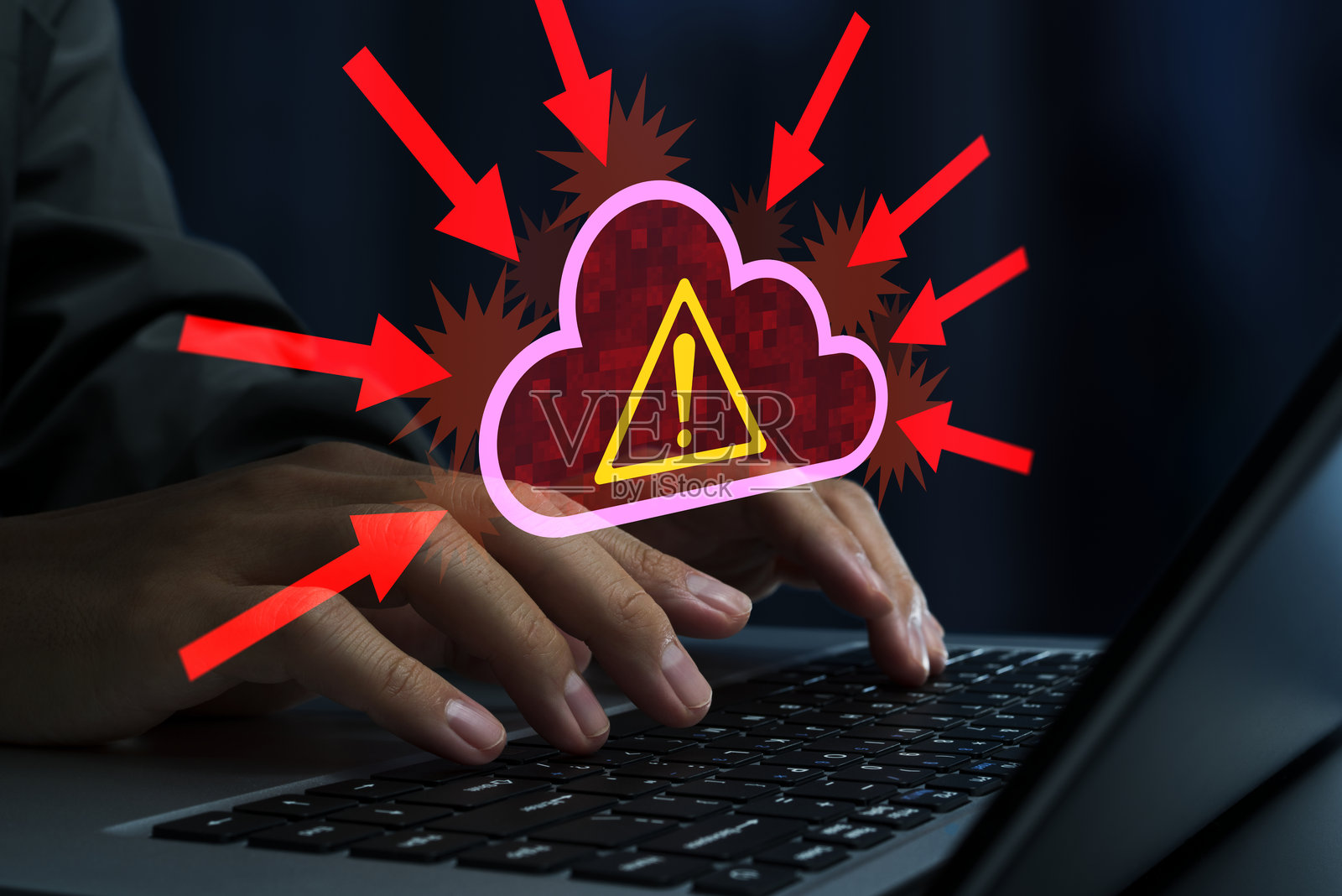 针对云服务器的网络攻击。DDoS攻击和云服务中断。照片摄影图片