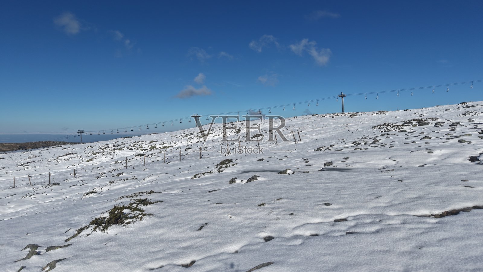 葡萄牙塞拉达埃斯特雷拉山脉的鸟瞰图照片摄影图片