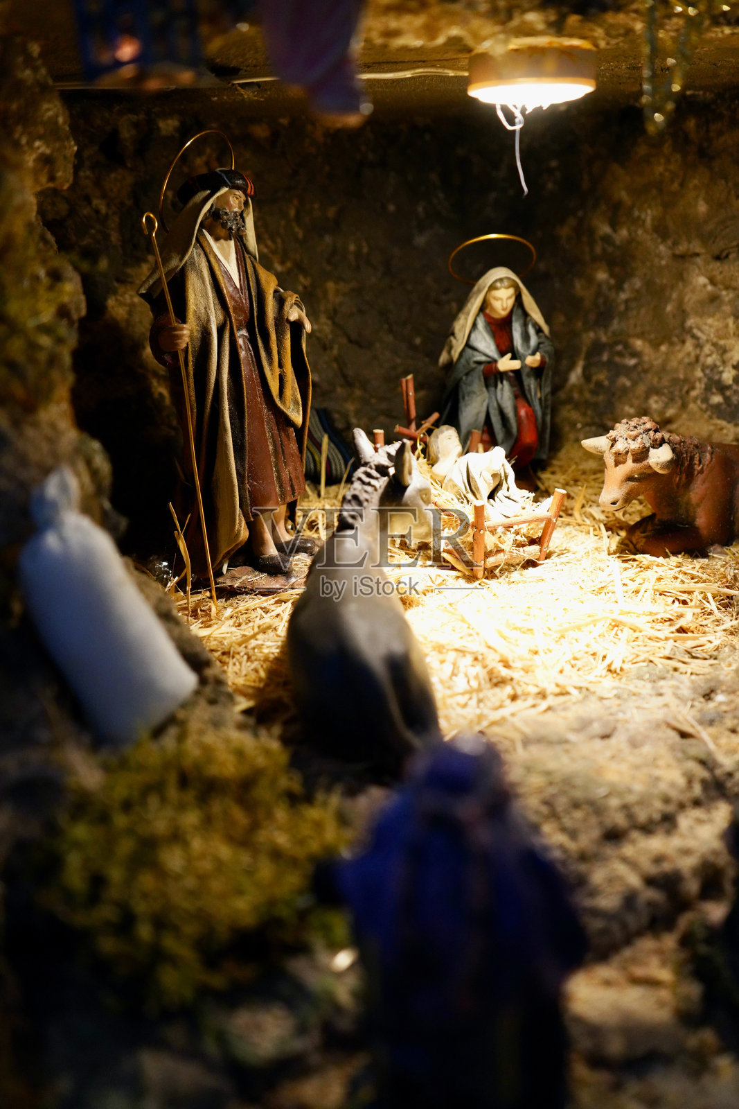 用于庆祝圣诞节的圣诞马槽场景小摆件照片摄影图片