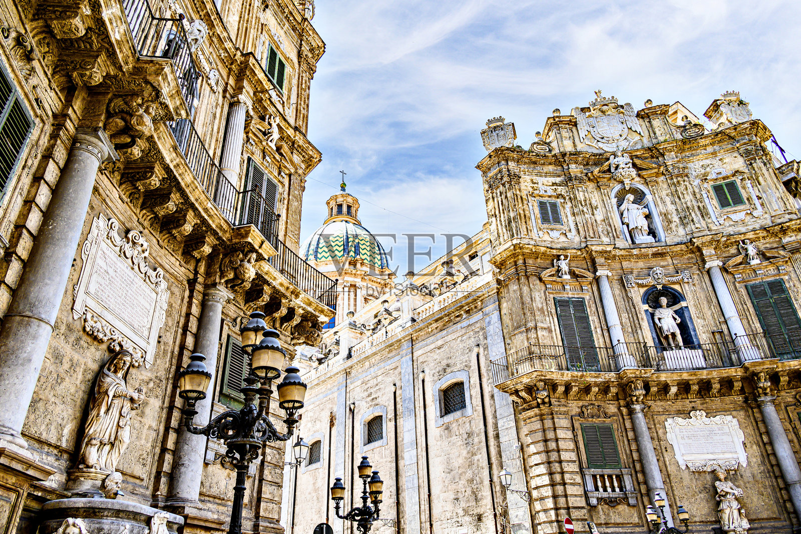 巴勒莫的四角场或维利埃纳广场照片摄影图片