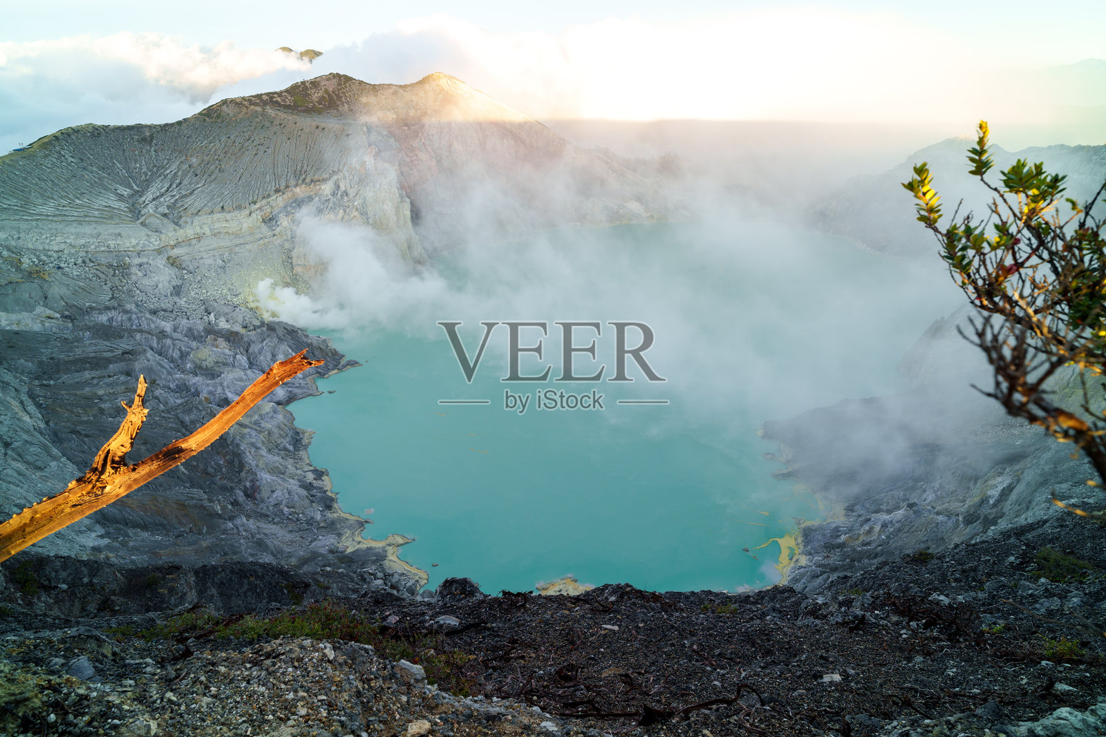 印尼爪哇伊真火山照片摄影图片