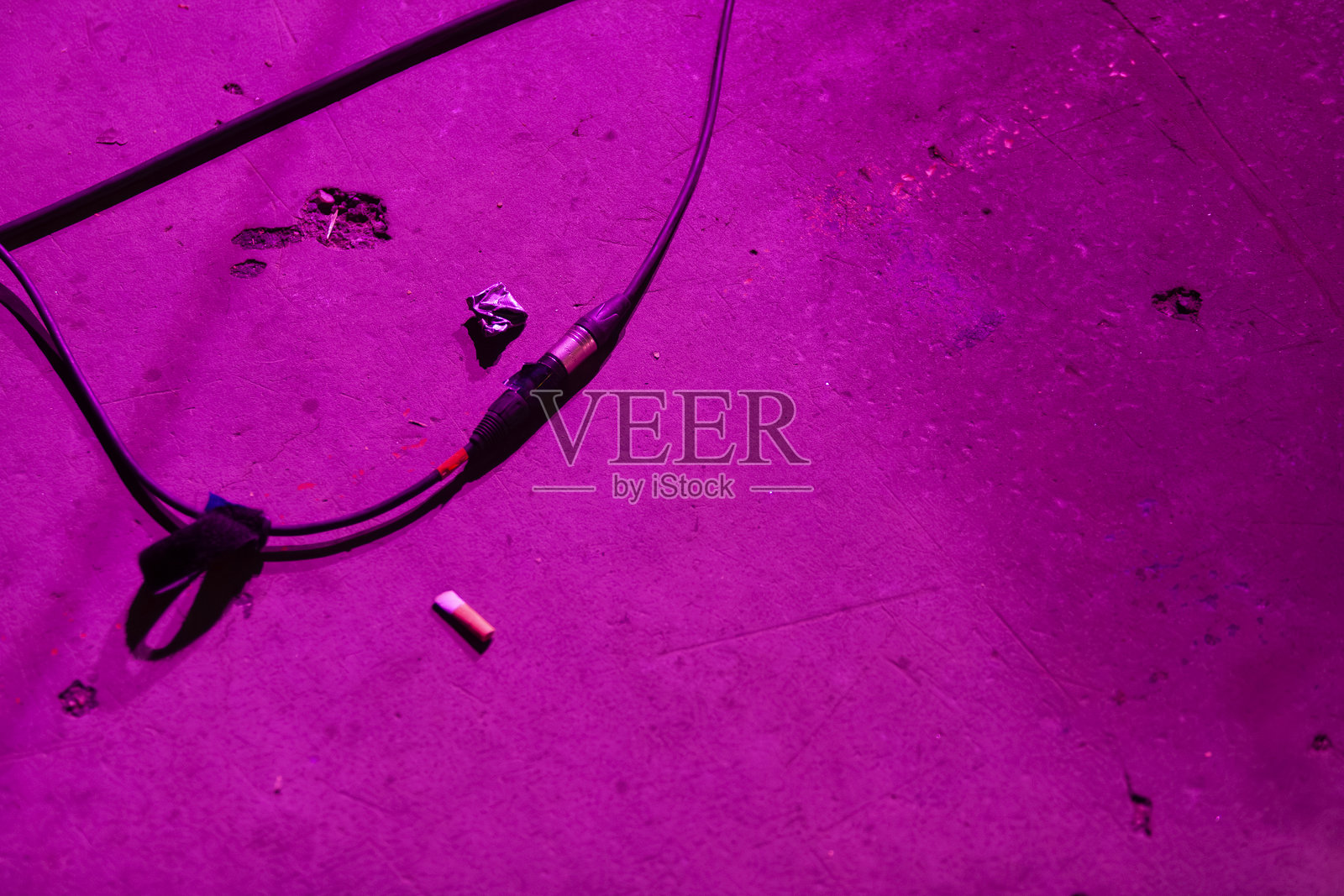 舞台照明电缆品红照片摄影图片