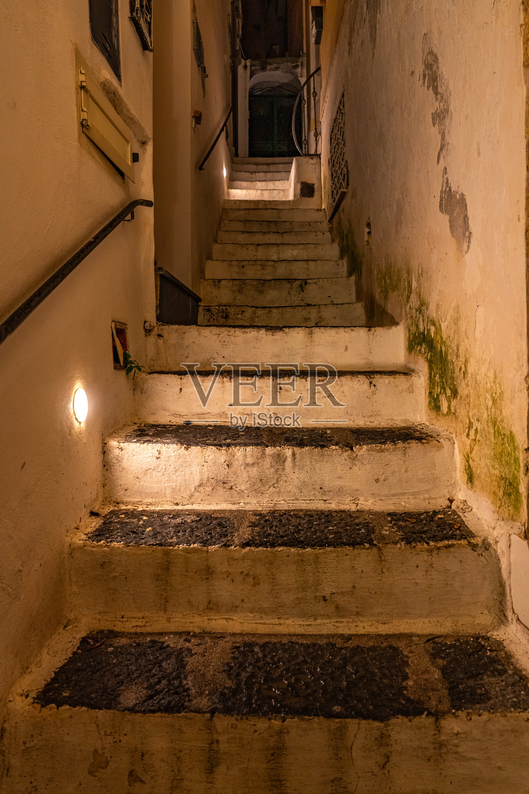 意大利拉韦洛阿特拉尼的巷道和街道景观照片摄影图片