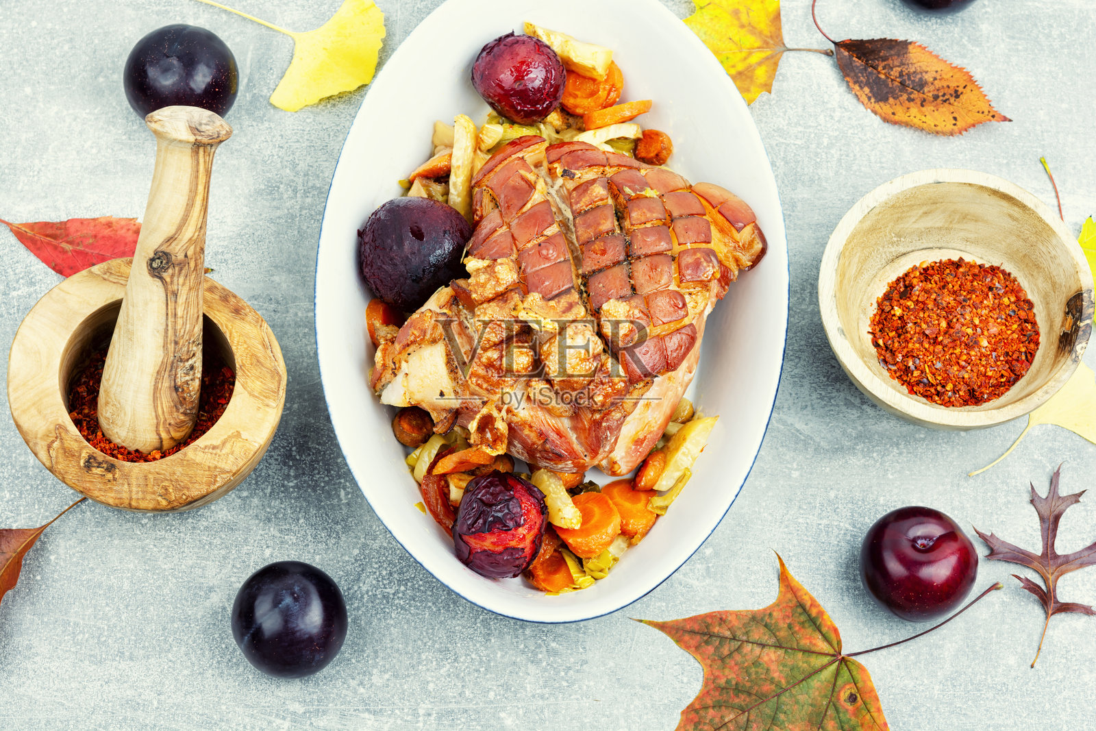 烤肉主菜照片摄影图片