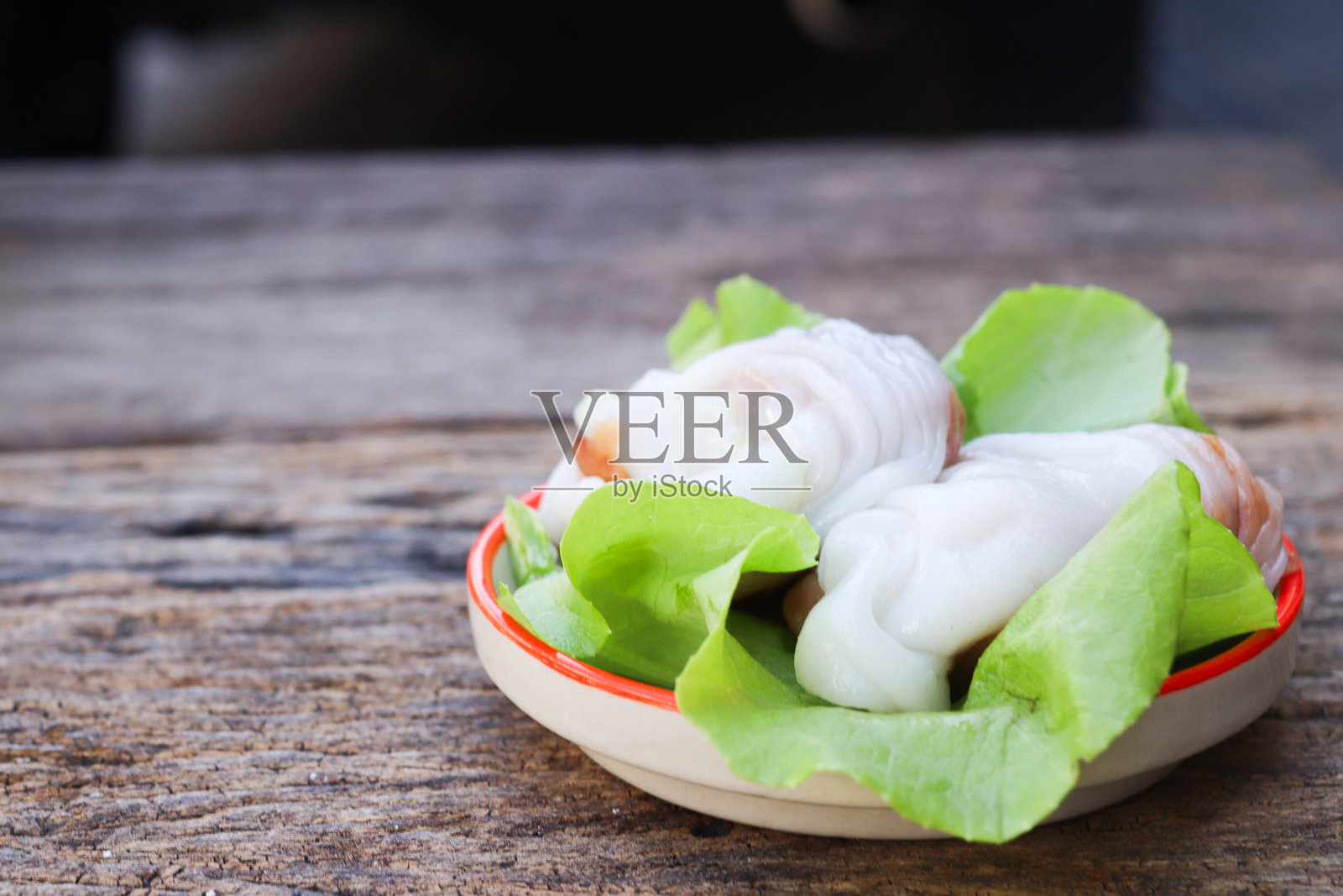 越南春卷街头小吃照片摄影图片