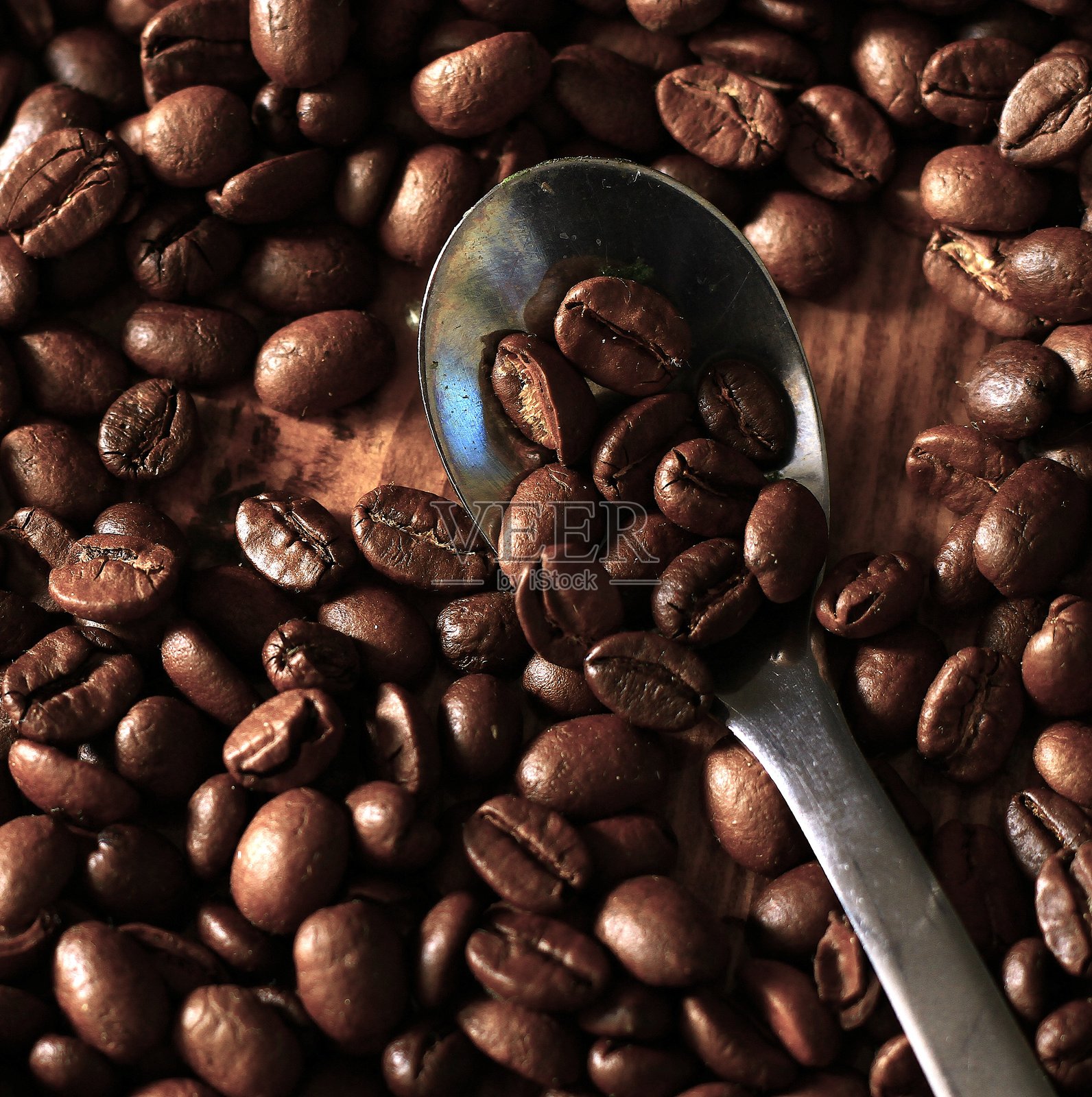 咖啡香气,咖啡豆,冲泡一杯热咖啡,无人出镜照片摄影图片