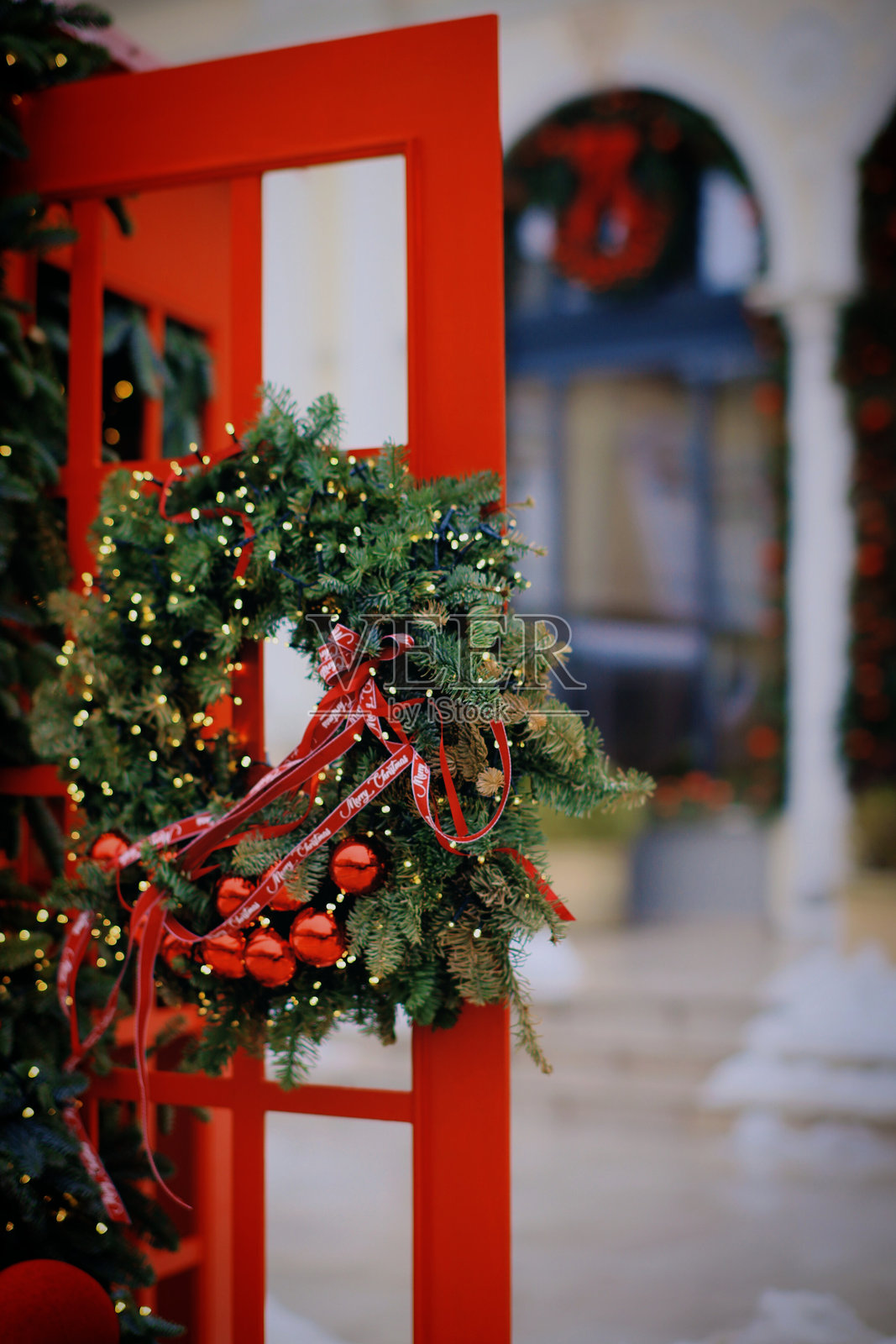 圣诞节和新年户外街道装饰照片摄影图片